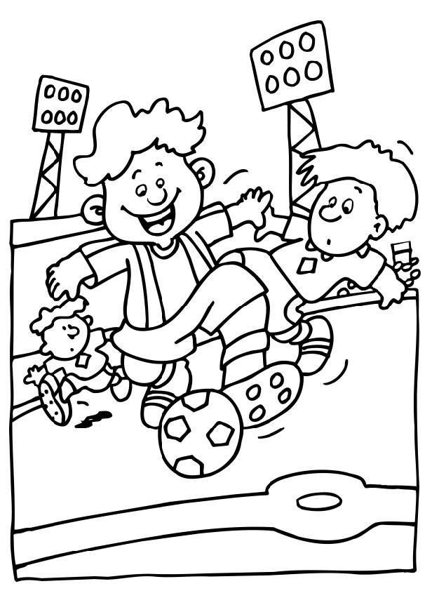 Soccer coloring pages 26 / Soccer / Kids printables coloring pages