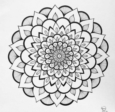 Instagram: amandalas.pmp | Adult coloring mandalas, Mandala ...